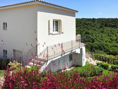 Holiday park Apartment in Golfo Aranci with terrace - Outdoor photo 3