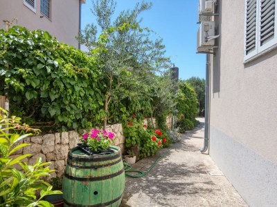 Apartment One bedroom apartment with terrace Žaborić, Šibenik A-469-b - Outdoor photo 6
