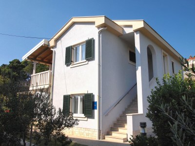 Apartment Two bedroom apartment with terrace and sea view Palit, Rab A-3212-c - Outdoor photo 5