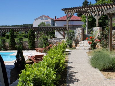 Apartment Two bedroom apartment with terrace and sea view Palit, Rab A-3212-c - Outdoor photo 9