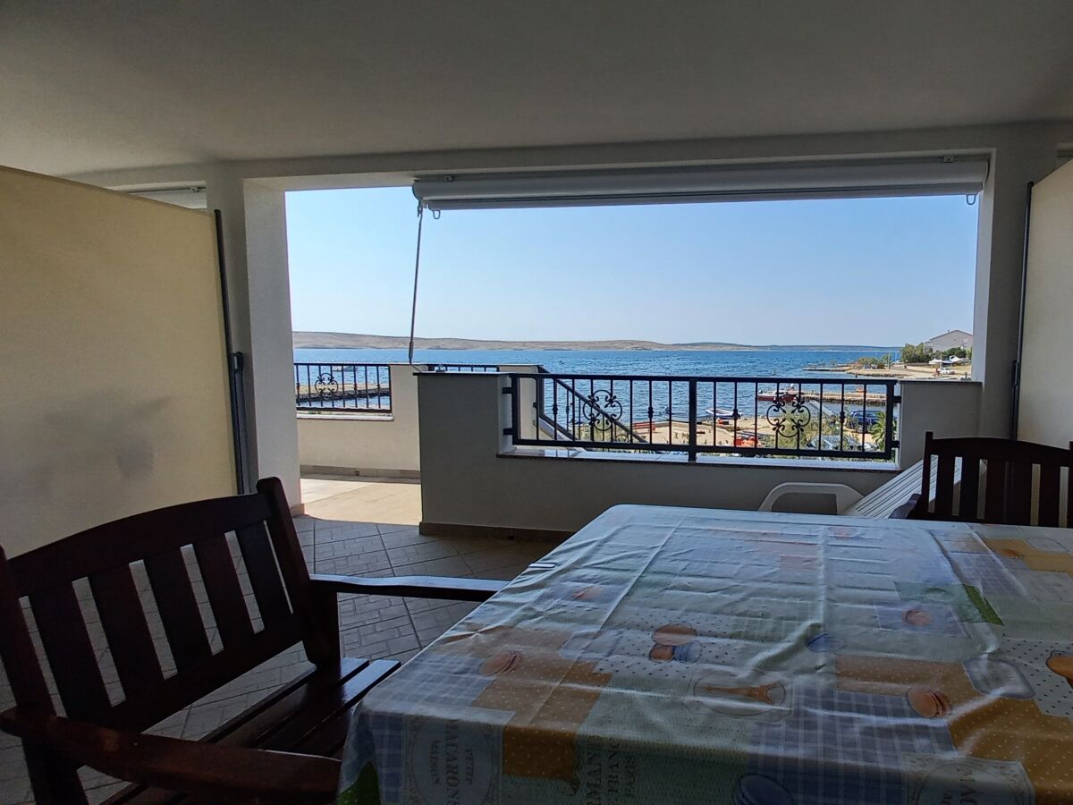 Apartment Two bedroom apartment near beach Kustići, Pag A-9360-c