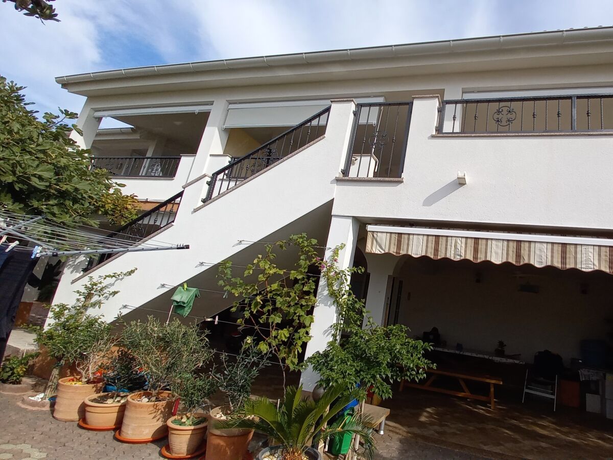 Apartment Two bedroom apartment near beach Kustići, Pag A-9360-c - Outdoor photo 4