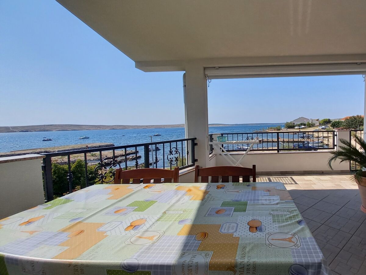 Apartment Two bedroom apartment near beach Kustići, Pag A-9360-d
