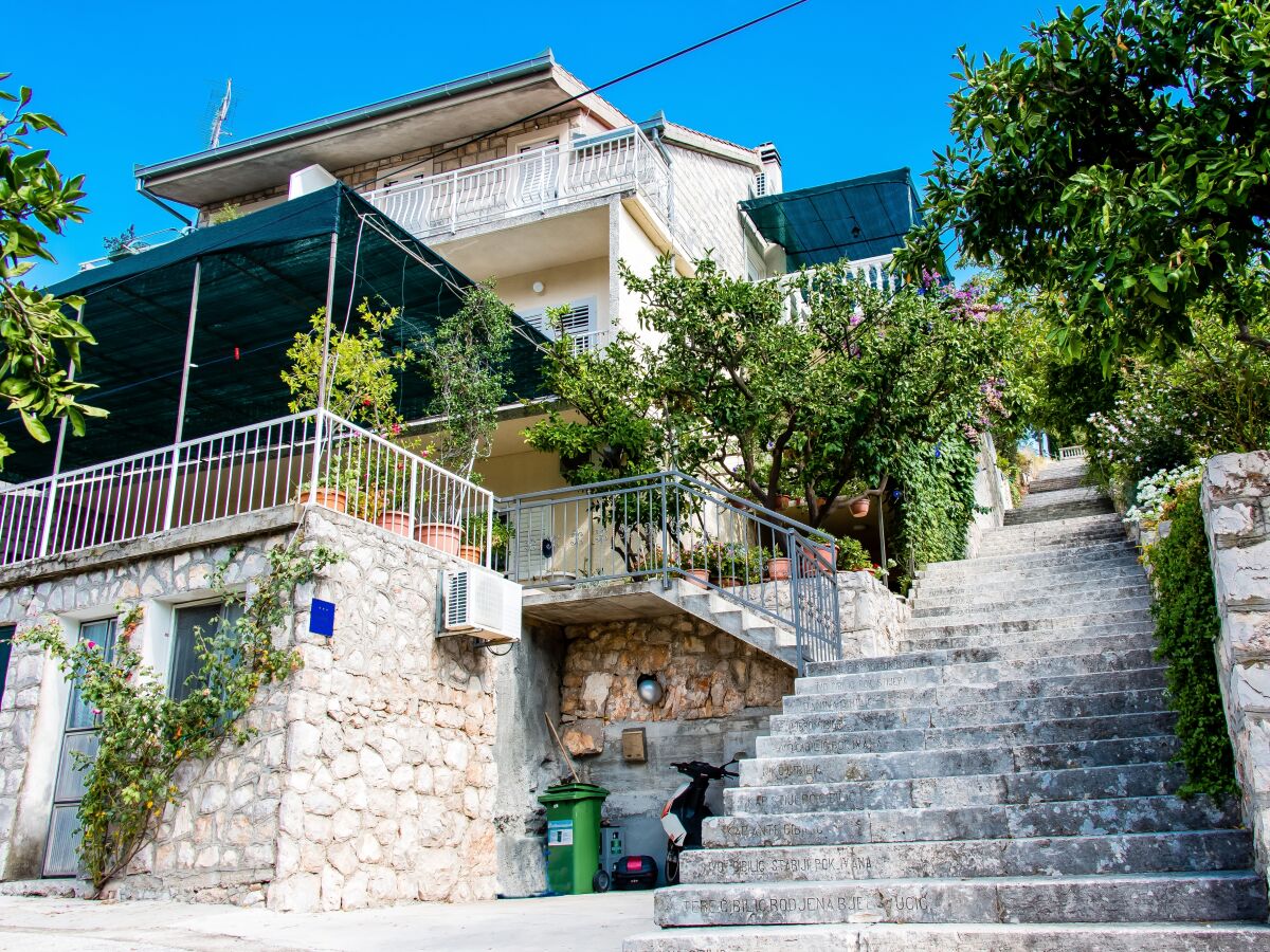 Apartment Comfortable and spacious apartment with terrace Trpanj, Pelješac A-11545-a - Outdoor photo 2