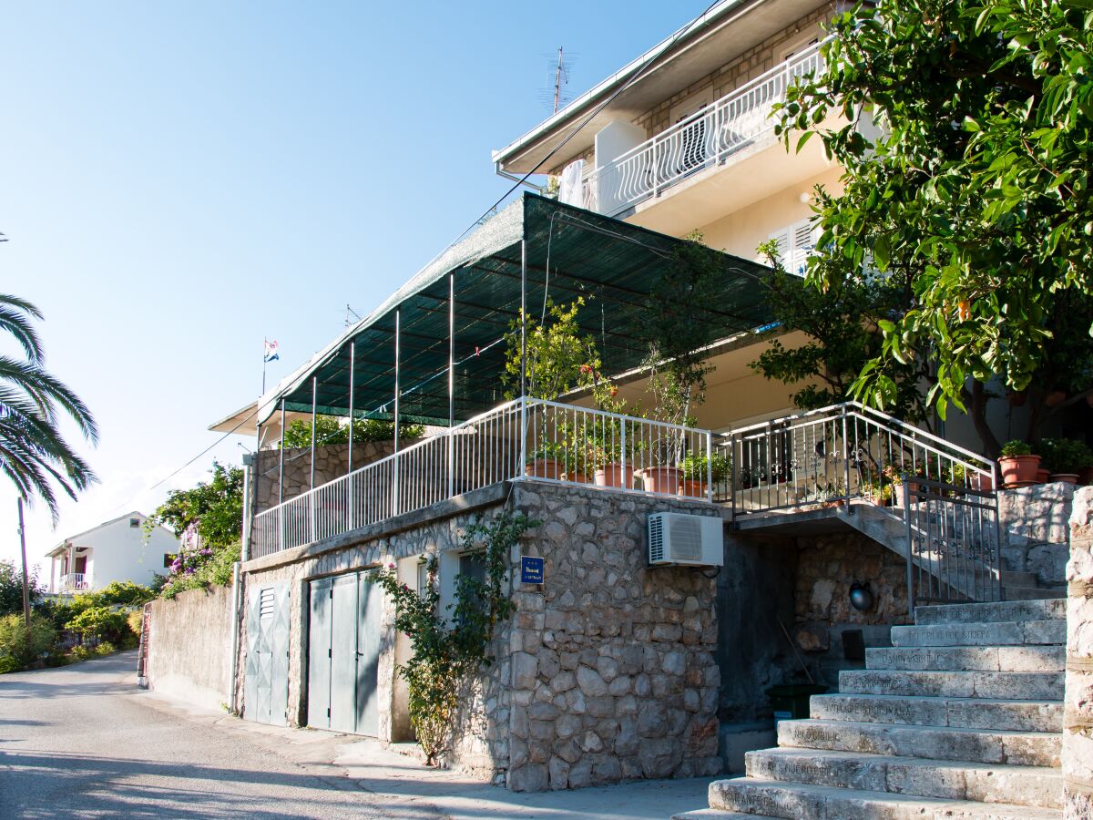 Apartment Comfortable and spacious apartment with terrace Trpanj, Pelješac A-11545-a - Outdoor photo 5