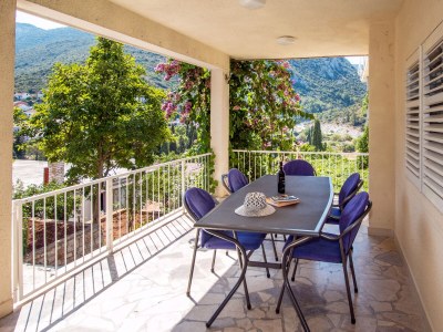Apartment Comfortable and spacious apartment with terrace Trpanj, Pelješac A-11545-a in Trpanj - Apartment