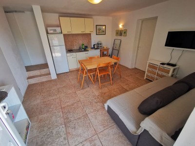 Apartment Two bedroom apartment with terrace Ivan Dolac, Hvar A-16340-a - Outdoor photo 7