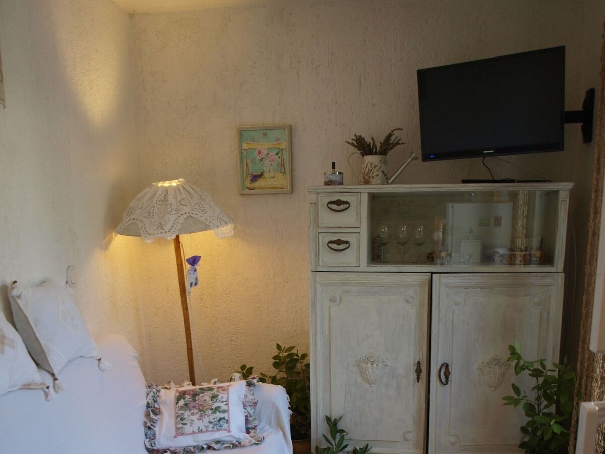 Apartment Two bedroom apartment with terrace Vir - Kozjak, Vir A-16734-a - Outdoor photo 2