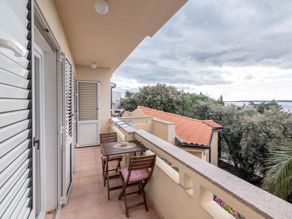 Apartment One bedroom apartment with balcony and sea view Mandre, Pag A-18748-b