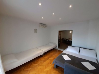 Apartment Two bedroom apartment with terrace Brela, Makarska A-18417-a - Outdoor photo 6