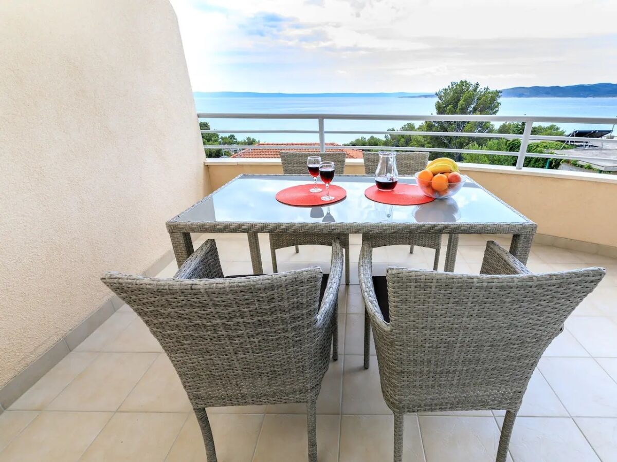 Apartment Two bedroom apartment with terrace and sea view Brela, Makarska A-19998-b