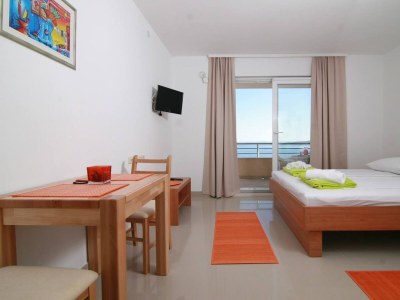 Apartment Studio flat with terrace and sea view Brela, Makarska AS-19998-b - Outdoor photo 17
