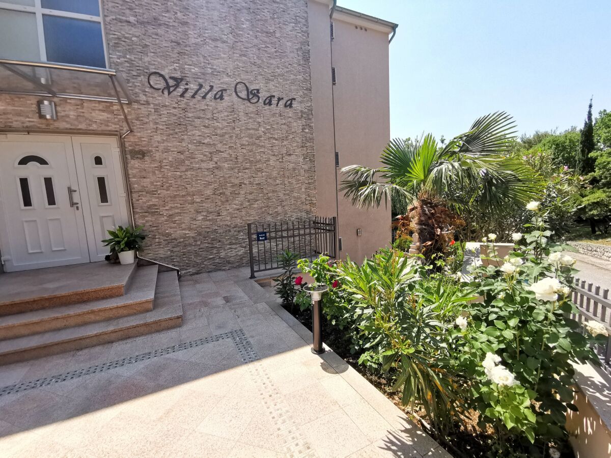 Apartment Three bedroom apartment near beach Dramalj, Crikvenica A-22501-a - Outdoor photo 5