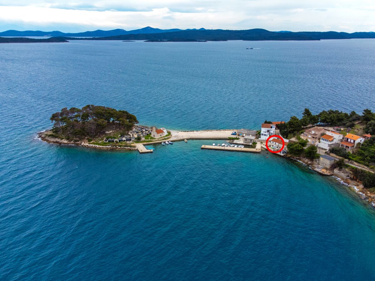 Apartment One bedroom apartment near beach Savar, Dugi otok A-23087-a