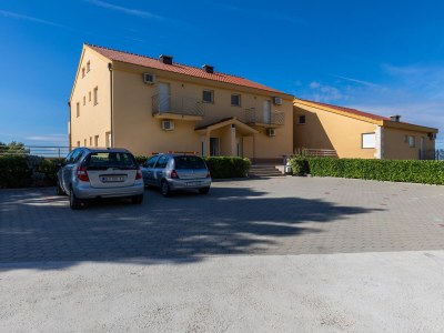 Apartment Studio flat with balcony and sea view Krvavica, Makarska AS-23540-d - Outdoor photo 9