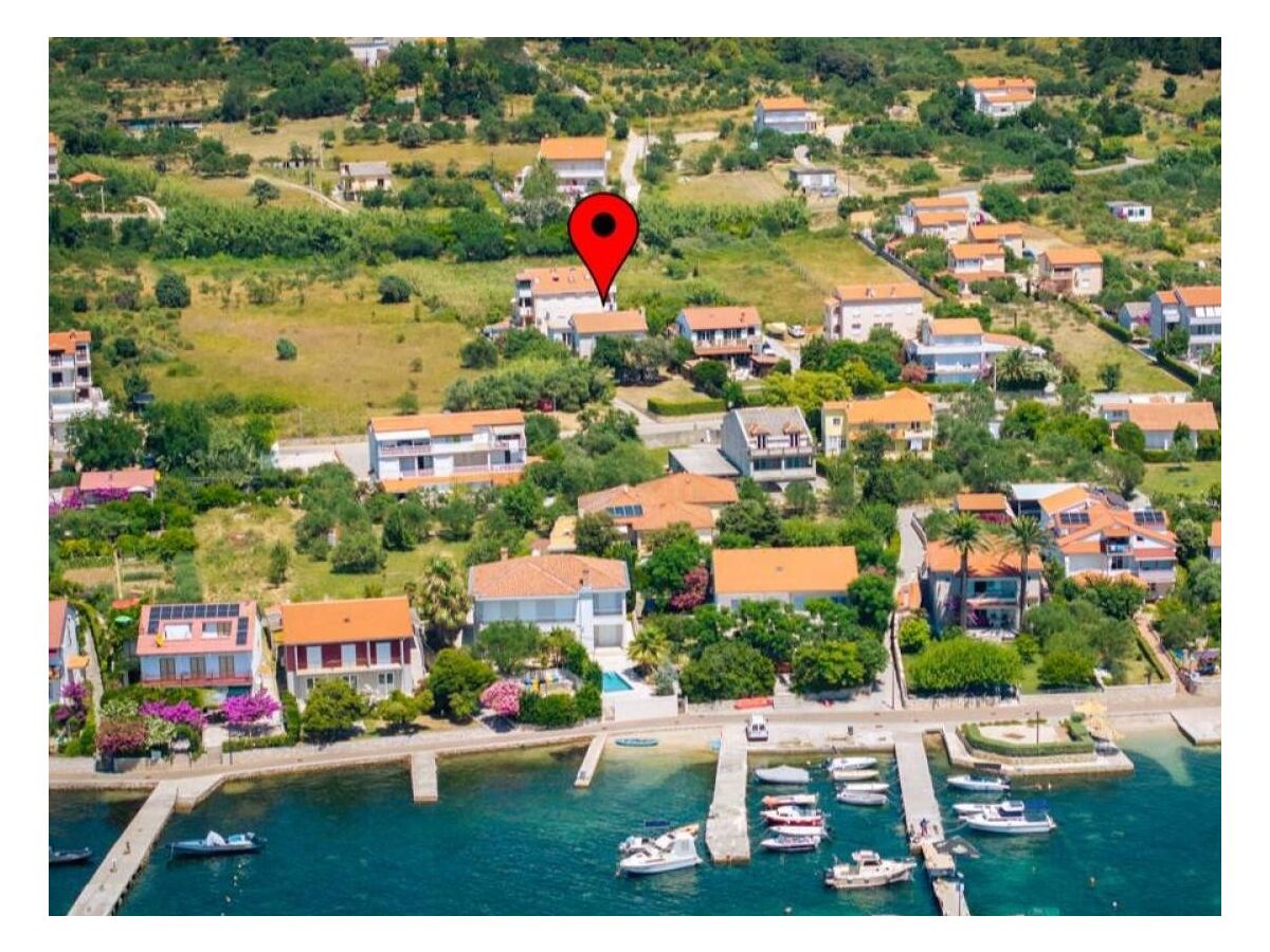 Holiday house Four-bedroom house with terrace Barbat, Rab K-25029