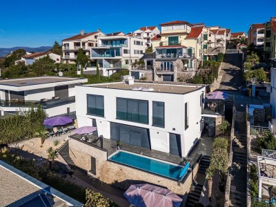 Apartment Three bedroom apartment with terrace and sea view Njivice, Krk A-25033-a in Njivice - Apartment