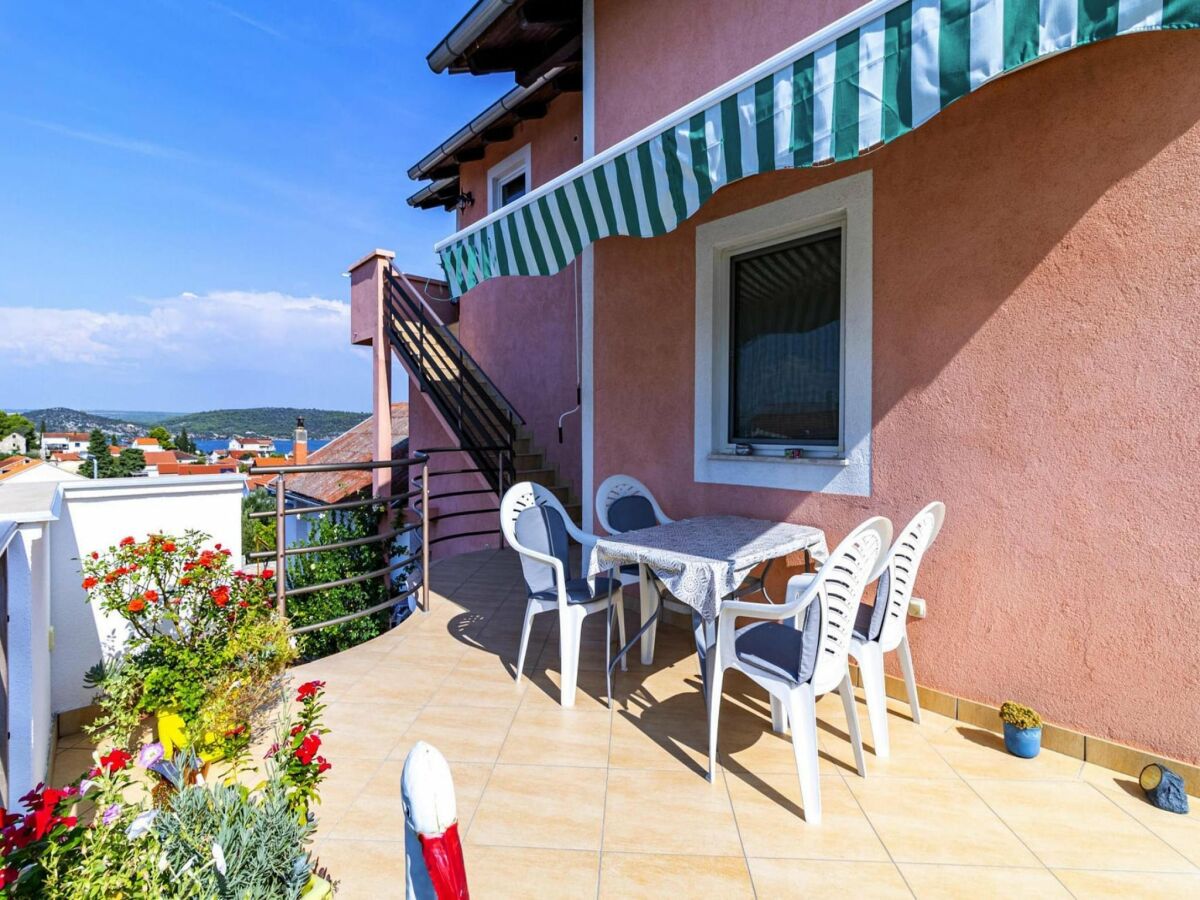Holiday park Wohnung in Bilice nahe Krka Nationalpark - Outdoor photo 3