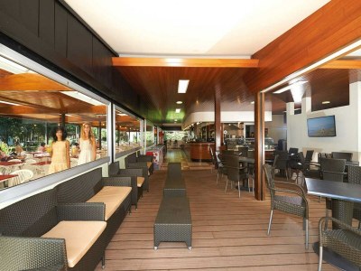 Holiday park Chalet w/ Terrace & Pool - Outdoor photo 32