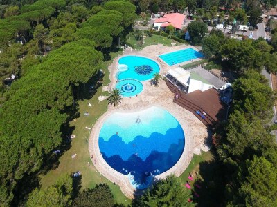 Holiday park Chalet in Baia Domizia with Private Beach - Outdoor photo 7