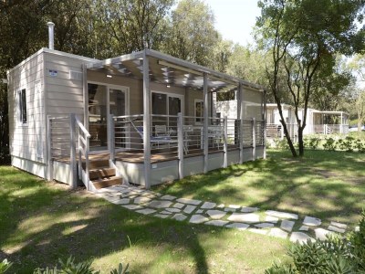 Holiday park Chalet in Baia Domizia with Private Beach in Cellole - Holiday park