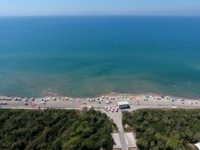Holiday park Chalet in Baia Domizia with Private Beach - Environment photo 16