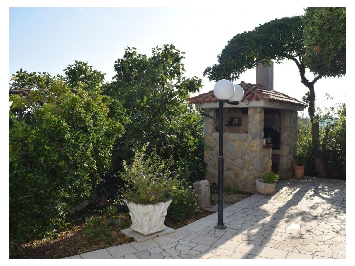 Apartment Two bedroom apartment with balcony Barbat, Rab A-24277-a - Outdoor photo 4