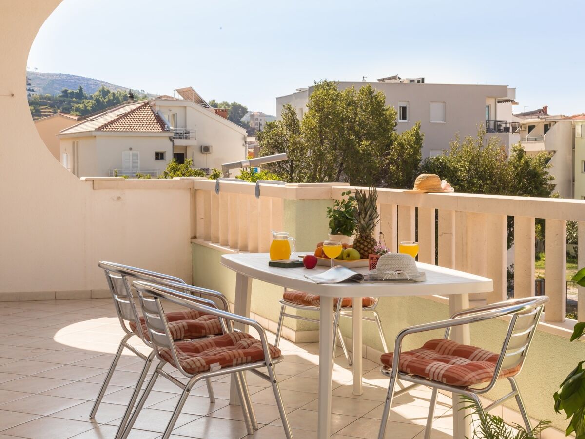 Apartment Two bedroom apartment with terrace Tučepi, Makarska A-24679-a