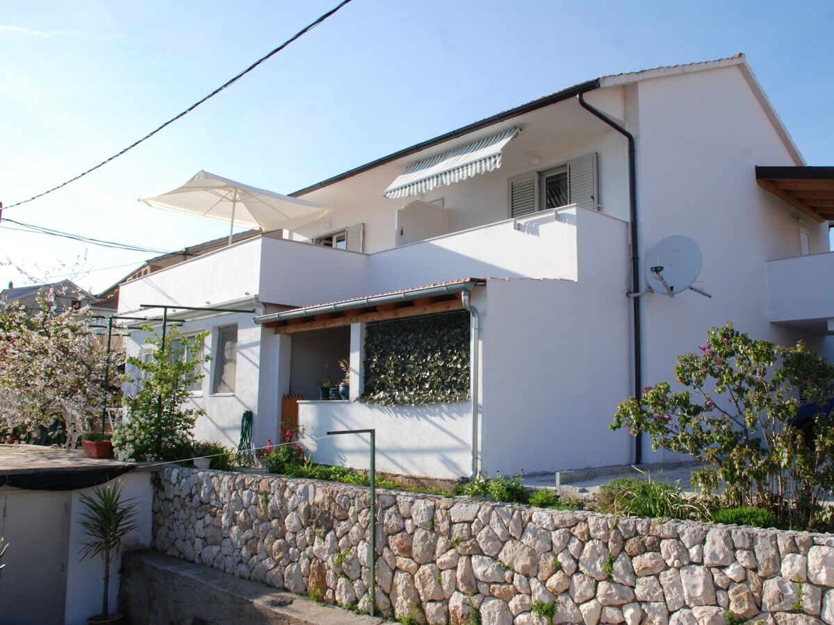 Holiday room with balcony and sea view Hvar S-13161-b