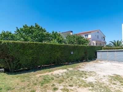 Apartment Two bedroom apartment with terrace and sea view Štinjan, Pula A-23546-b - Outdoor photo 13