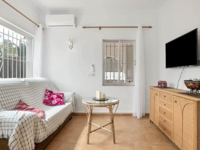 Apartment Family Stay in Conil with a swimming pool - Features photo 11