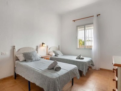 Apartment Family Stay in Conil with a swimming pool - Features photo 16