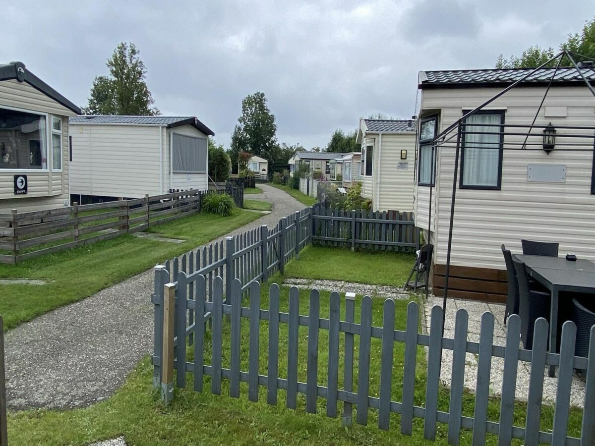Holiday house Mobile Home in Wemeldinge near Oosterschelde
