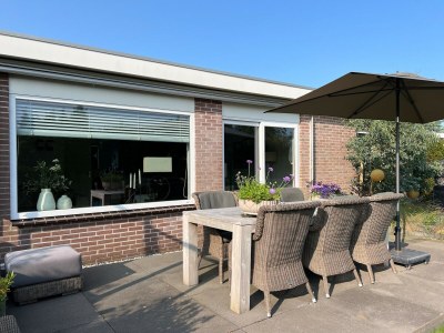 Holiday house Bungalow mit Blick auf die Landschaft in Sint Maartenszee - Holiday house
