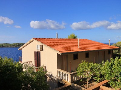 Apartment Four-bedroom apartment with terrace and sea view Prižba, Korčula A-9227-d - Outdoor photo 2