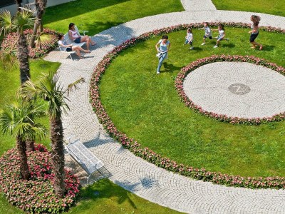 Holiday park Residence Carl & Do in Baveno - Outdoor photo 7