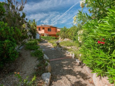 Holiday park Residence mit Gemeinschaftspool in Palau - Outdoor photo 10