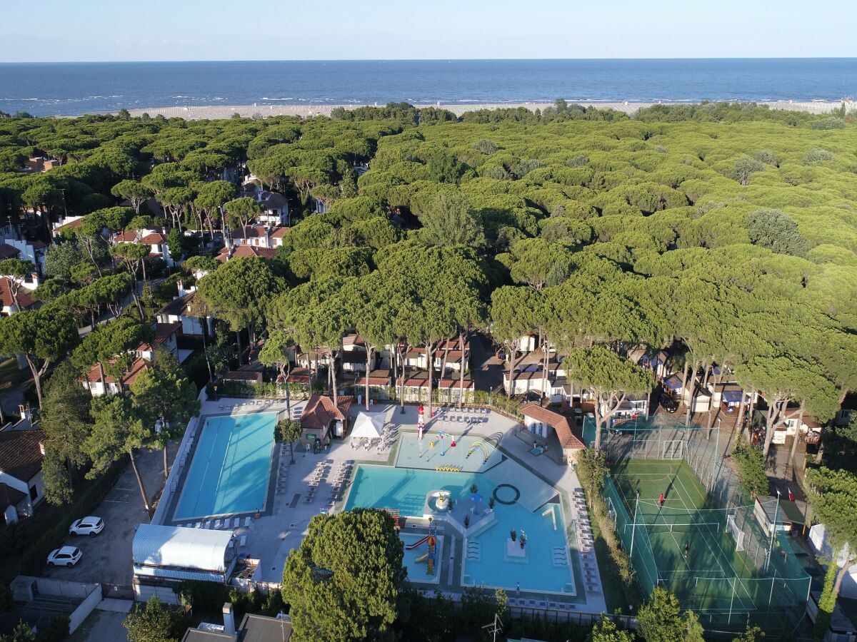Holiday park Strandkomfort in Lido di Spina - Outdoor photo 4