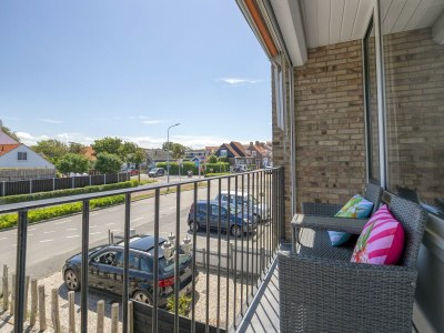 Holiday apartment Just a stone's throw from the beach - Features photo 23