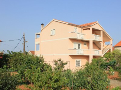 Apartment One bedroom apartment with terrace and sea view Kraj, Pašman A-331-b - Outdoor photo 4