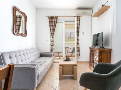 Apartment Two bedroom apartment with terrace Kaštel Štafilić, Kaštela A-20926-a in Kaštel Štafilić - Apartment