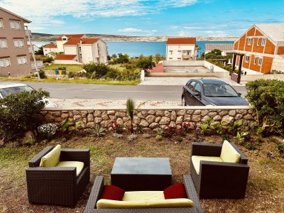 Apartment Two bedroom apartment with terrace and sea view Vidalići, Pag A-24330-a - Outdoor photo 3