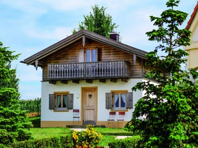 Holiday house Ferienhaus im Landhausstil im Vital Camp Bayerbach - Outdoor photo 3