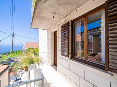 Apartment Apartments Stella - Three-Bedroom Apartment with Balcony and Terrace - Outdoor photo 2
