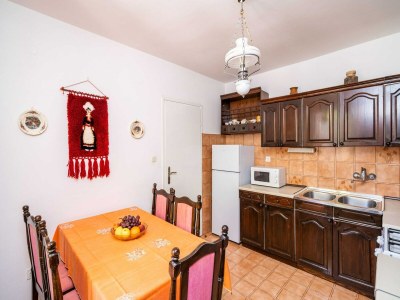 Apartment Apartments Stella - Three-Bedroom Apartment with Balcony and Terrace - Features photo 15