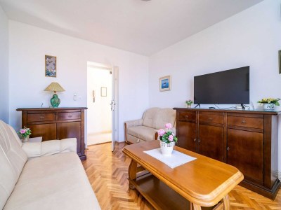 Apartment Apartments Stella - Three-Bedroom Apartment with Balcony and Terrace - Features photo 35