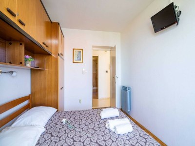 Apartment Apartments Stella - Three-Bedroom Apartment with Balcony and Terrace - Features photo 36