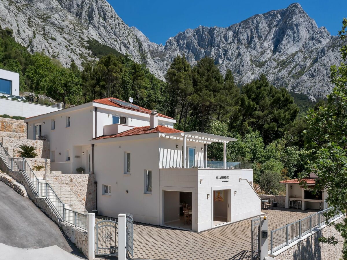 Villa Luxusvilla in Baška Voda - Outdoor photo 5