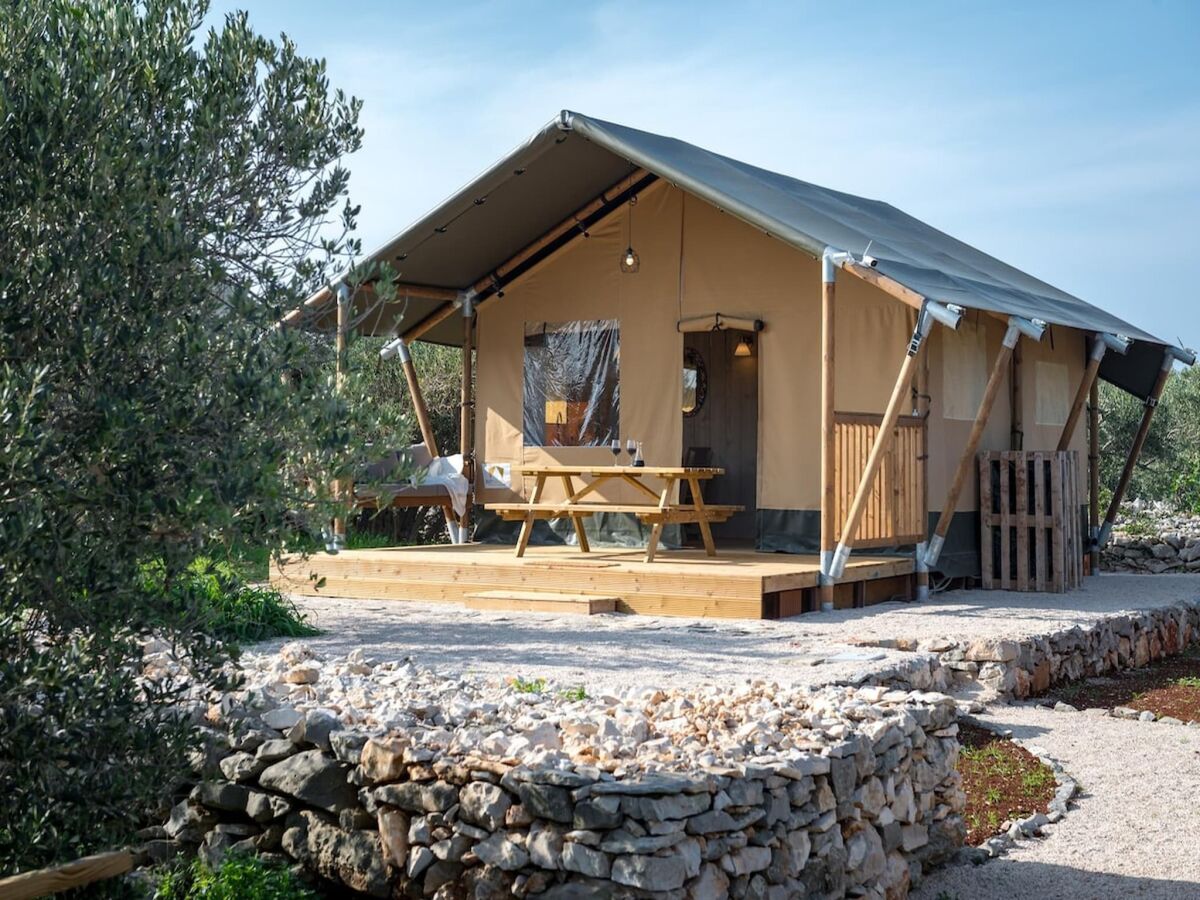 Holiday house Insel-Glamping für 4 Personen mit Whirlpool