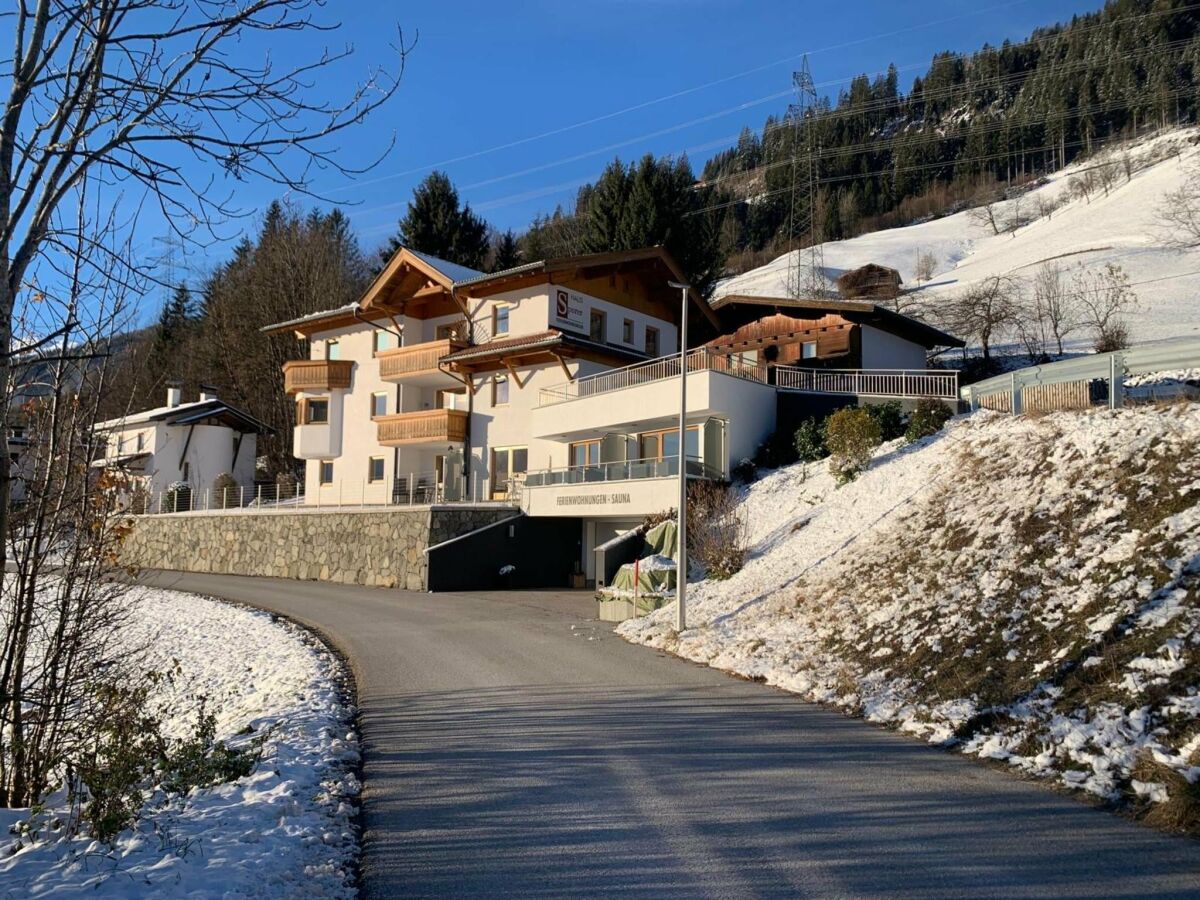 Apartment Apartment with Alpine views